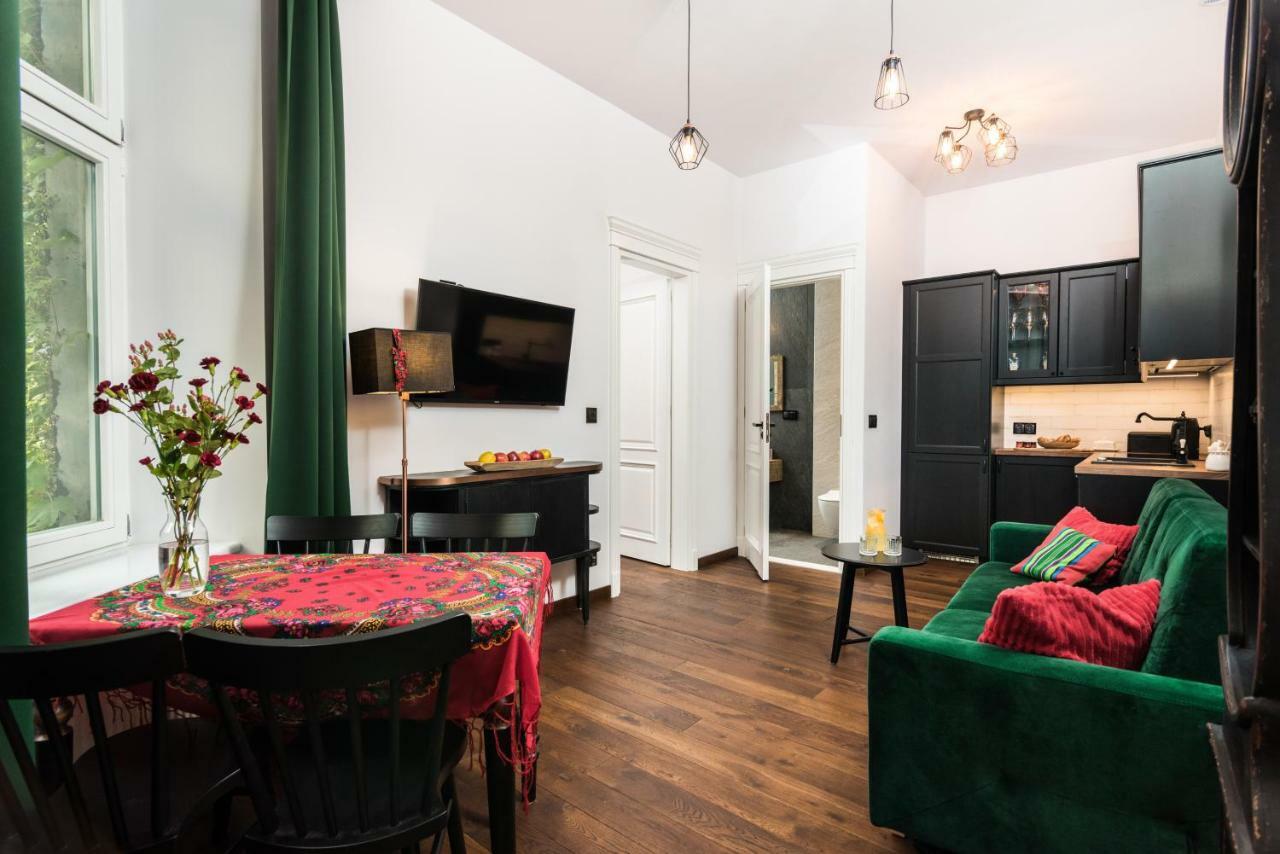 Wooden Horse - New - Old Town Apartament